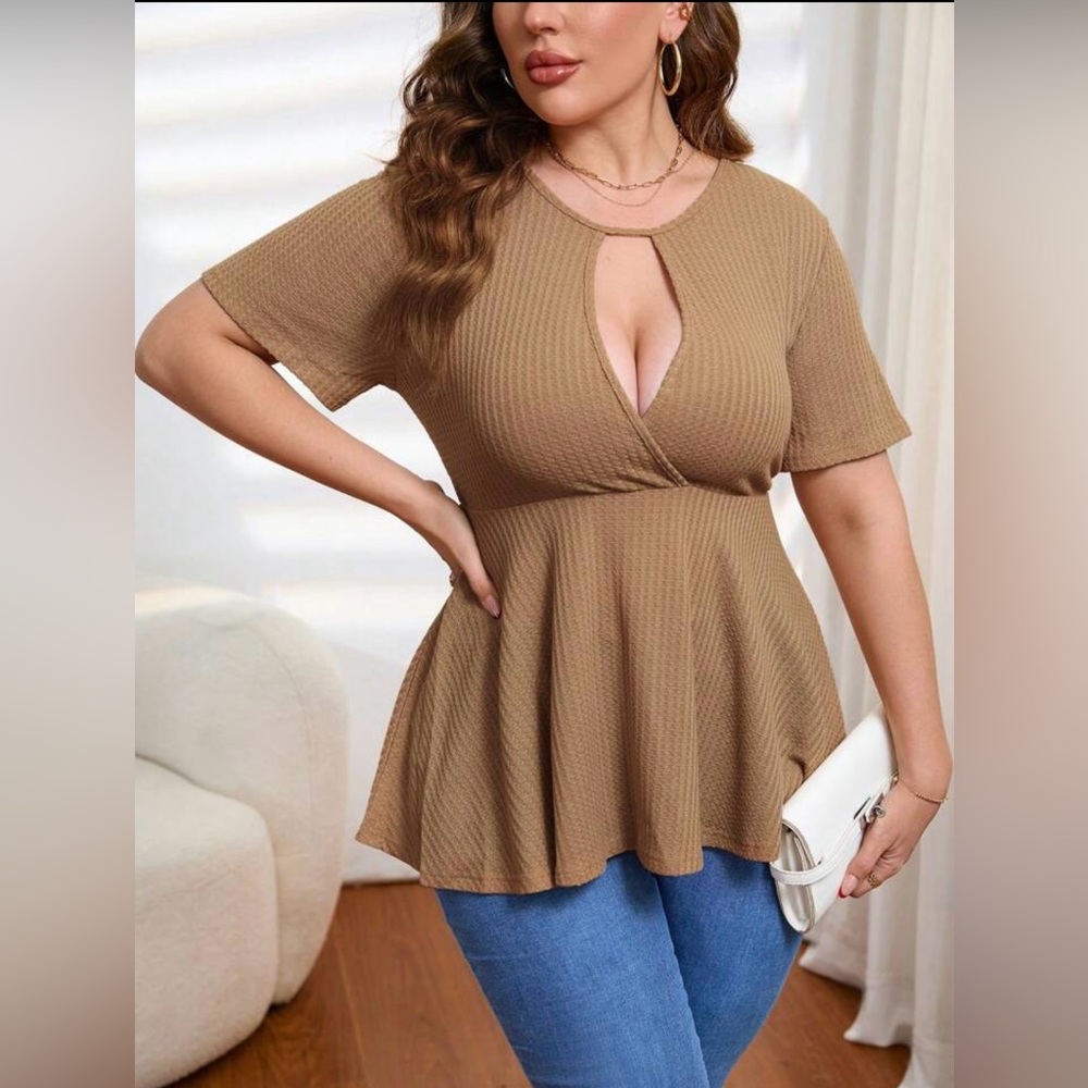 BOGO! NWOT❤️SHEIN❤️ Babydoll Top